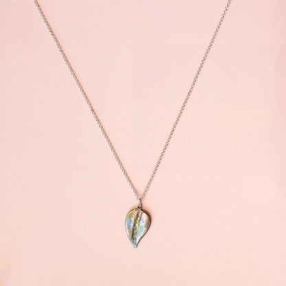 Leaf Pendant Necklace