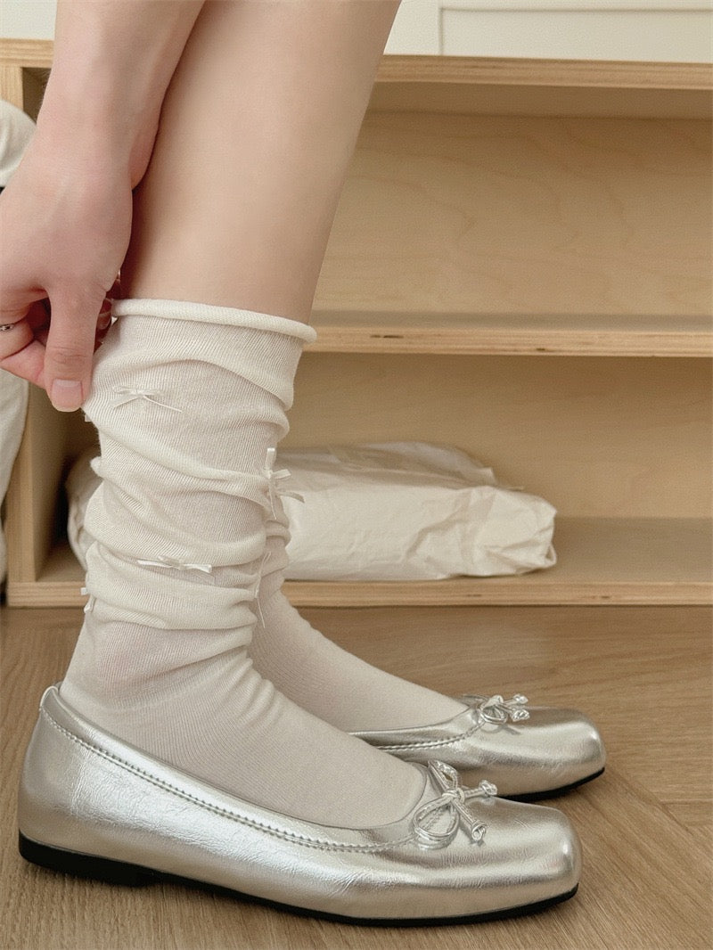 Dainty Bow Knee High Socks