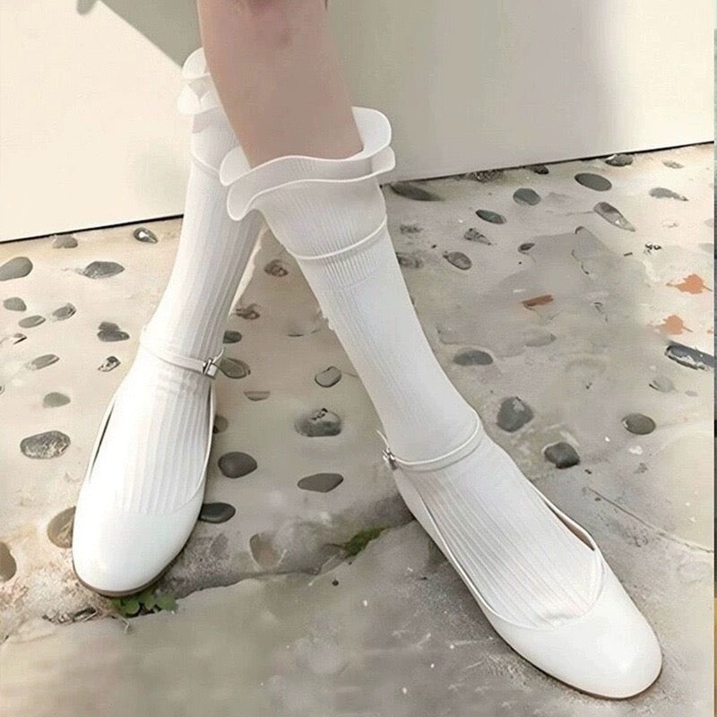 Pleated Ruffle Socks